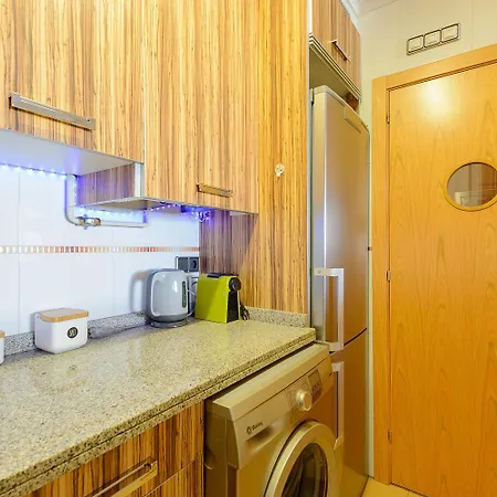 Surf Paradise Apartman *